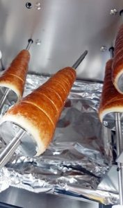 Doughnut cone
